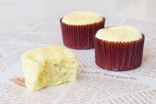 朴素版榴莲夹心戚风杯子蛋糕