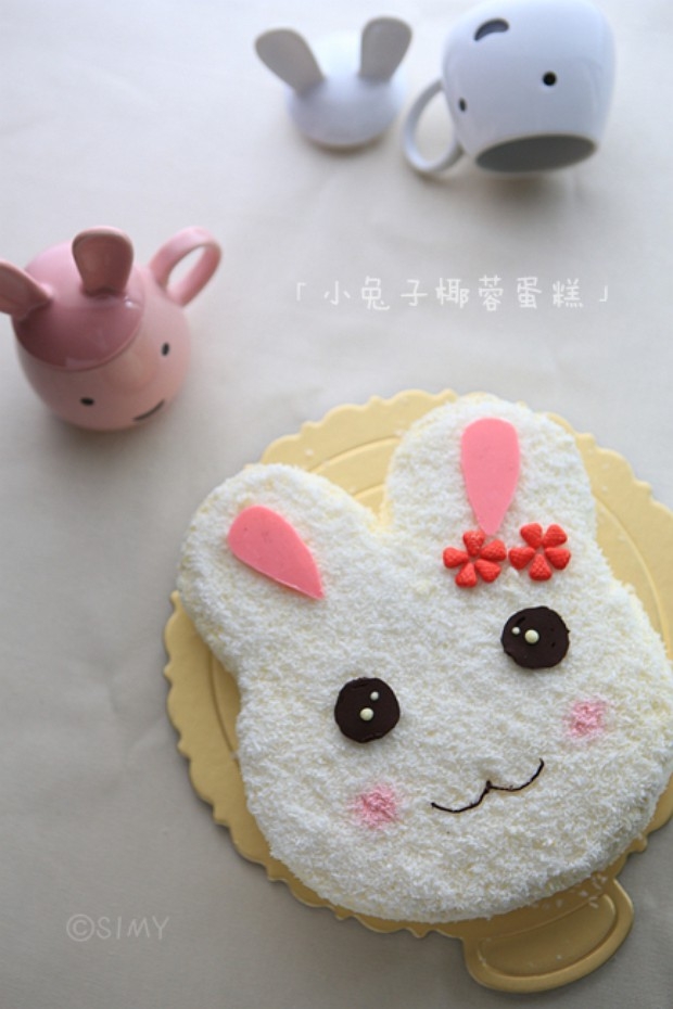 小兔子椰蓉生日蛋糕