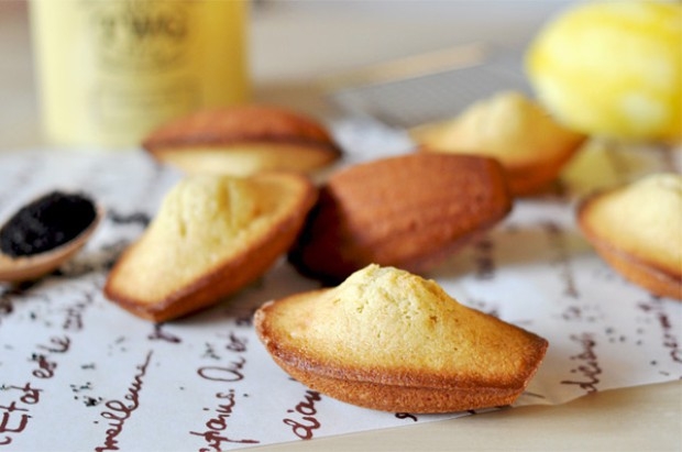 伯爵柠香玛德琳