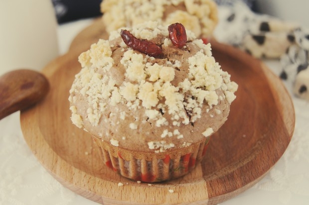 蔓越莓巧克力马芬--（金宝酥粒顶）