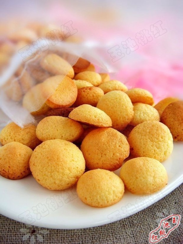 酥脆蛋香小饼干