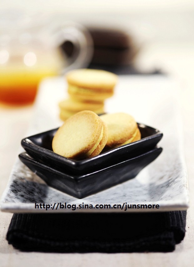 基础奶油夹心怎么做？---芒果奶油夹心饼干（君之）