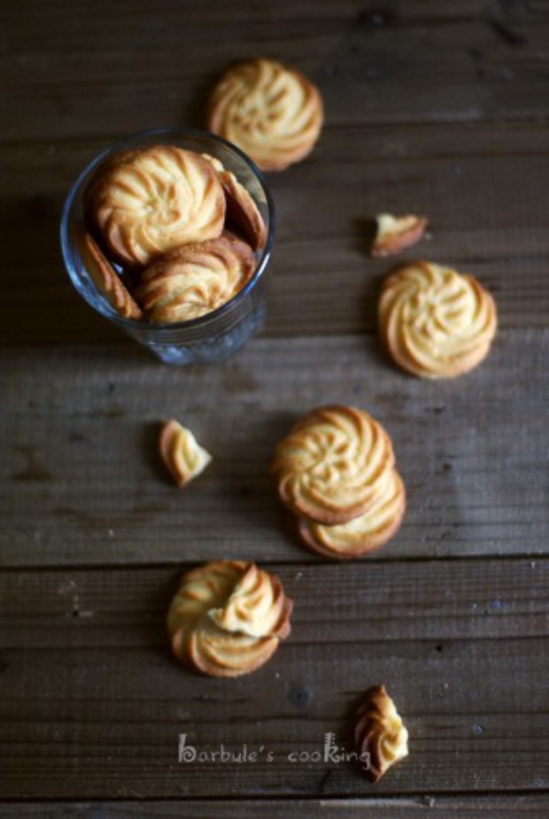 【奶香黄油曲奇】如何用裱花带挤曲奇