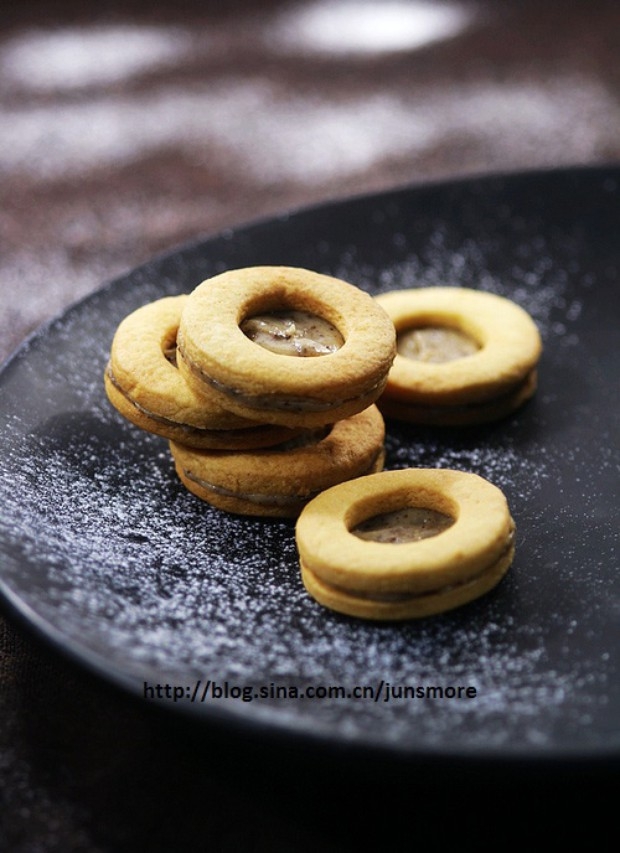 炼乳蜂蜜夹心饼干