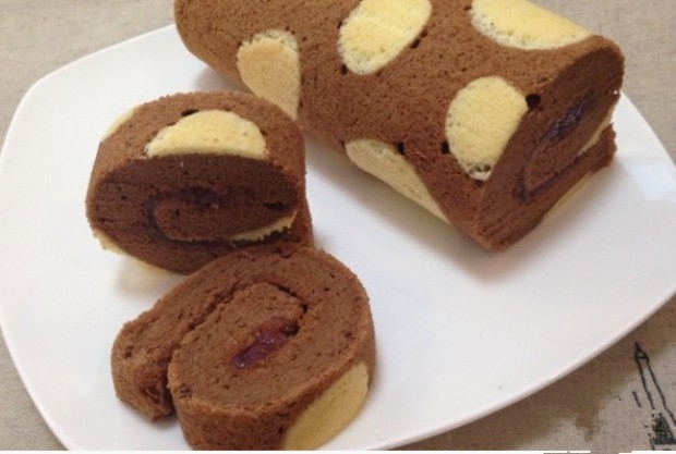 巧克力蛋糕卷～波点纹