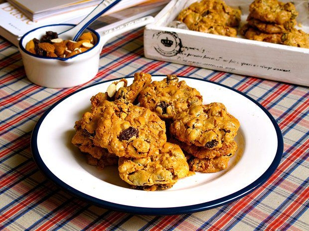 杏仁葡萄干饼干（小嶋）