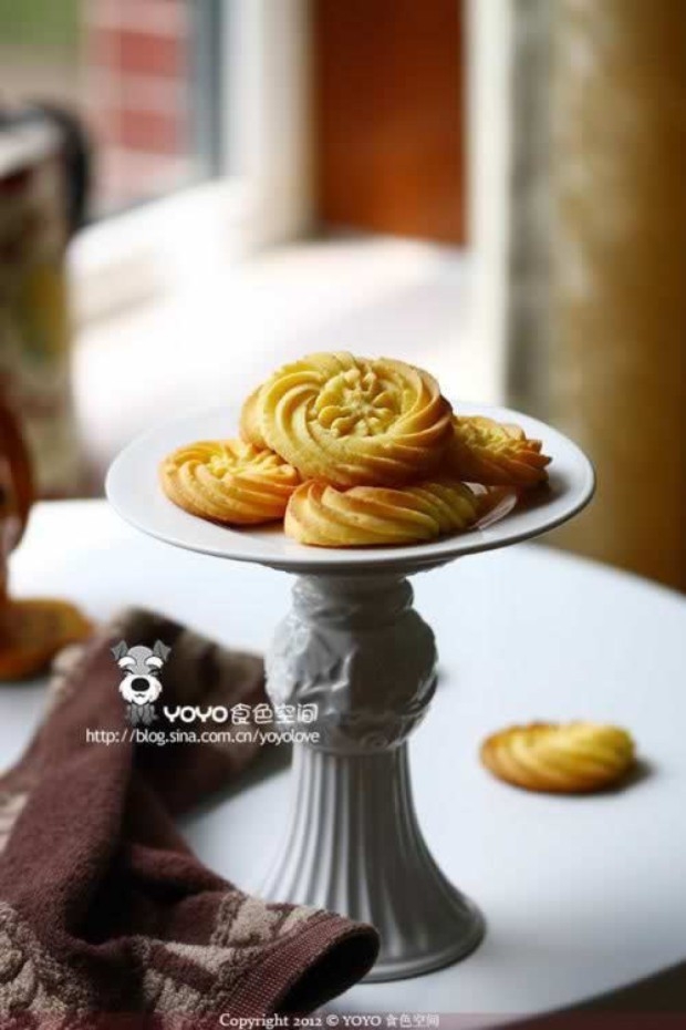 自制简易蛋黄曲奇