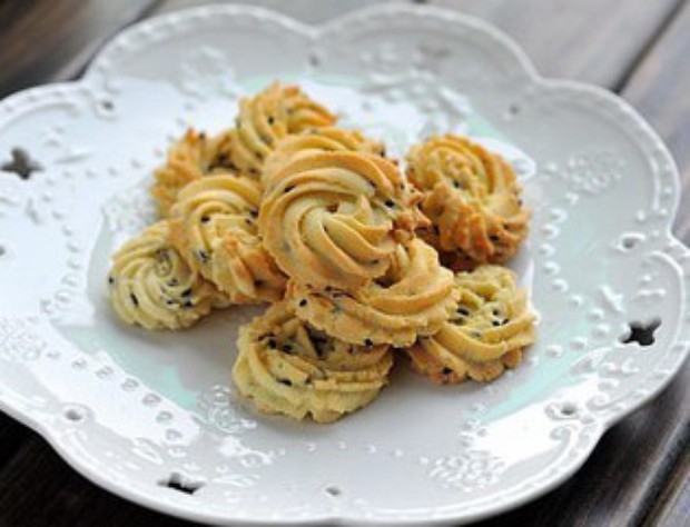 自制小饼干-芝麻曲奇