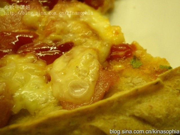 瑞典大红肠披萨