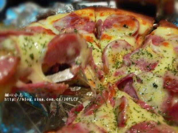 黑椒海鲜芝心匹萨