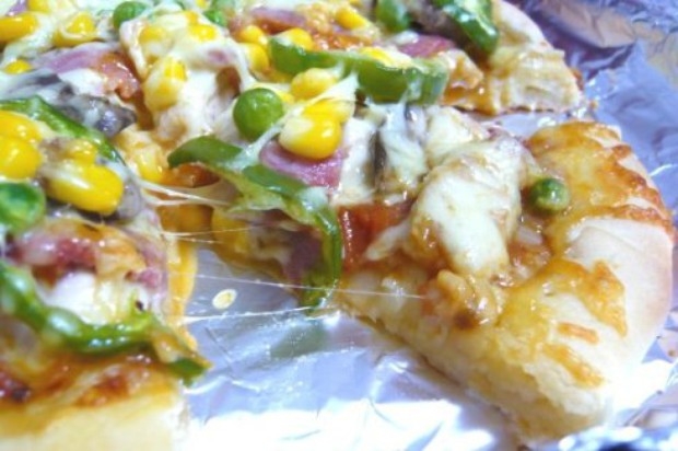 培根芝心鸡肉披萨