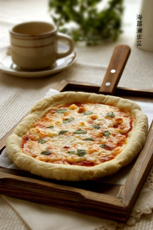 那不勒斯风披萨