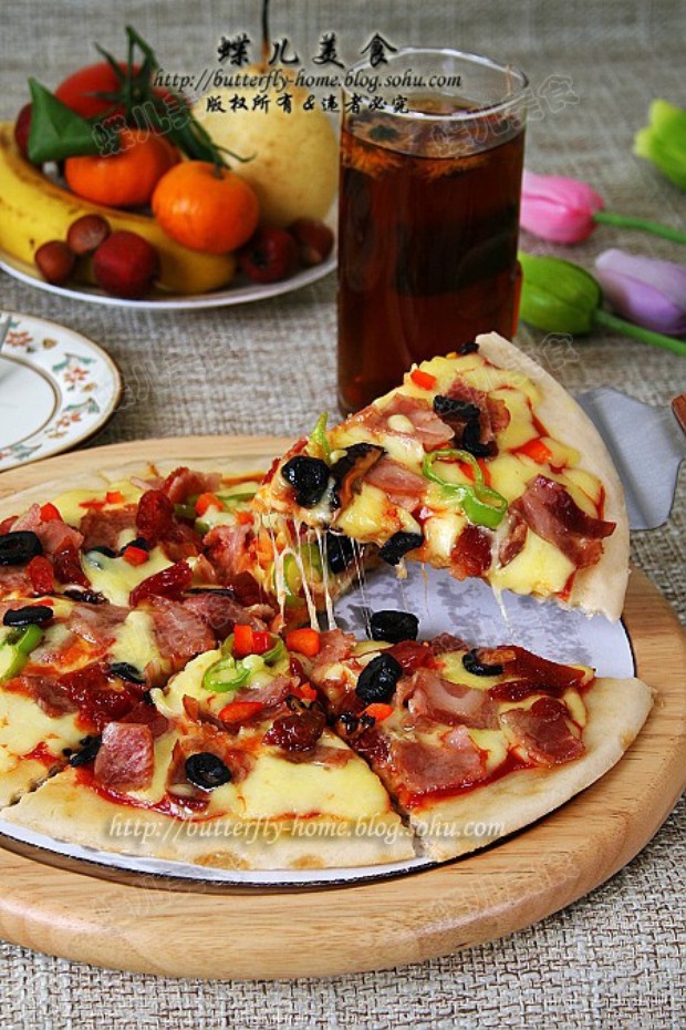 微波香肠培根披萨