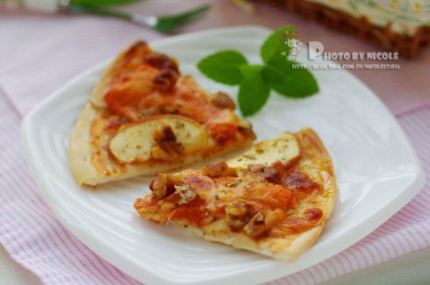 果香鸡肉无边脆底披萨