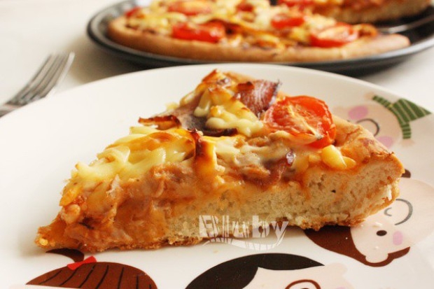 培根金枪鱼批萨