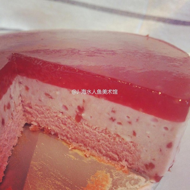 覆盆子果酱乳酪慕斯蛋糕