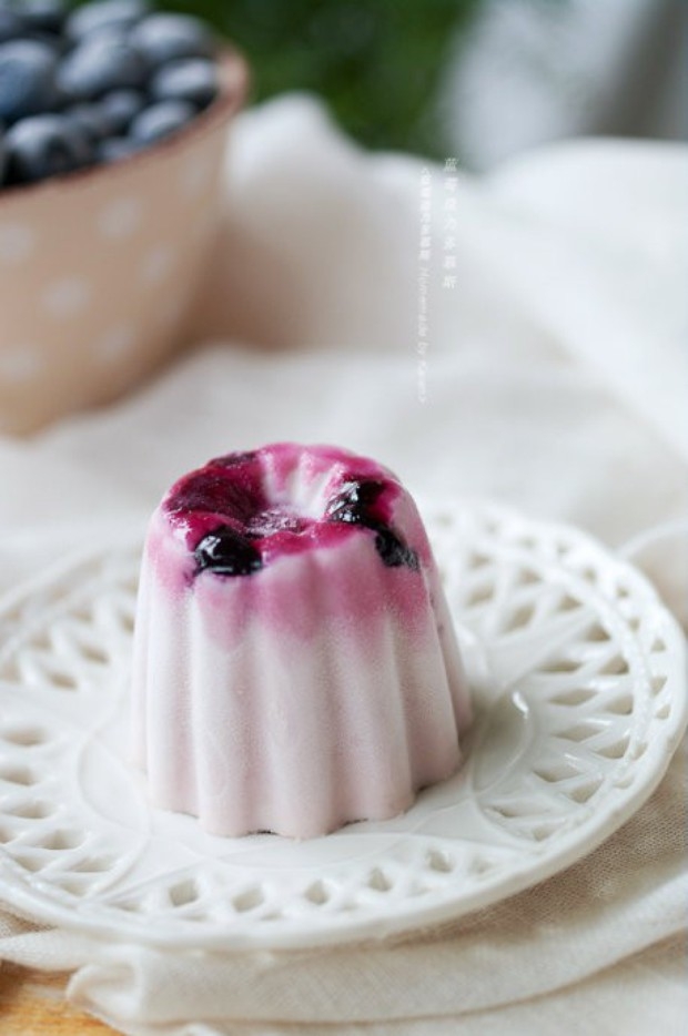 蓝莓益力多慕斯