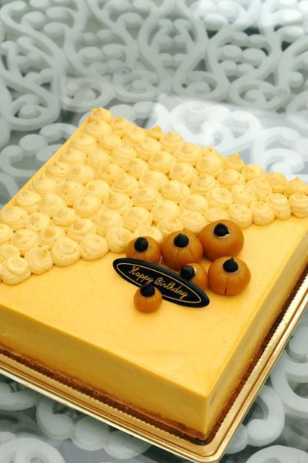 南瓜慕斯生日蛋糕