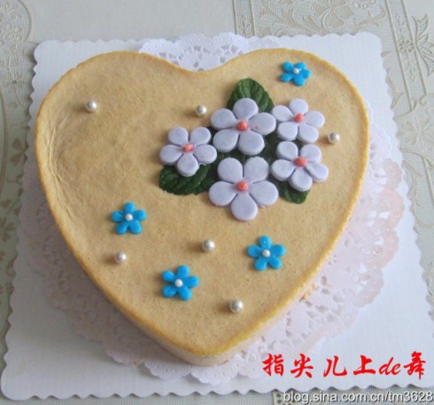 翻糖花芒果慕斯蛋糕