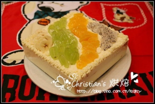 什锦水果椰香慕斯