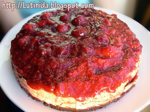 巧克力慕斯覆盆子组合蛋糕