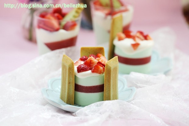 草莓薄荷乳酪慕斯
