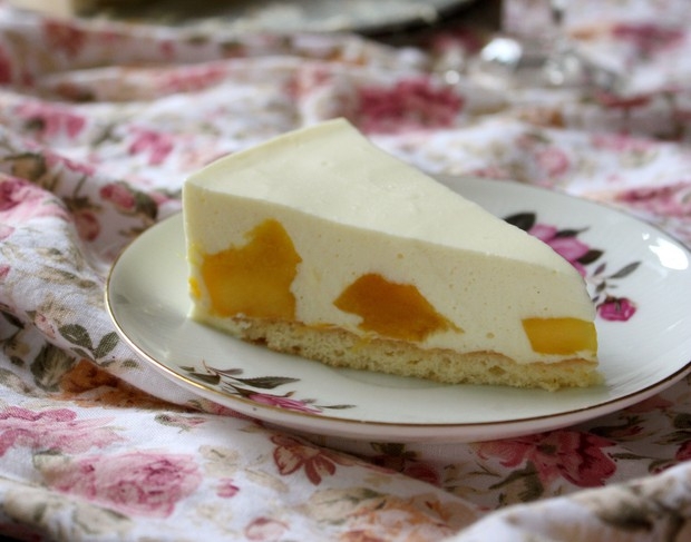 芒果粒酸奶慕斯