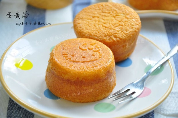卡通蛋黄派