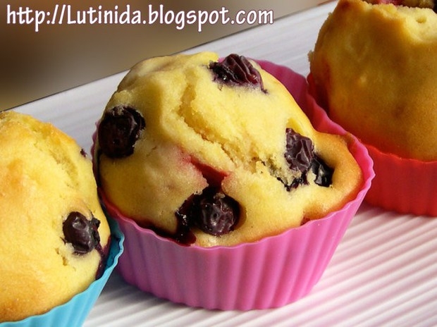 草莓蓝莓酸奶玛芬