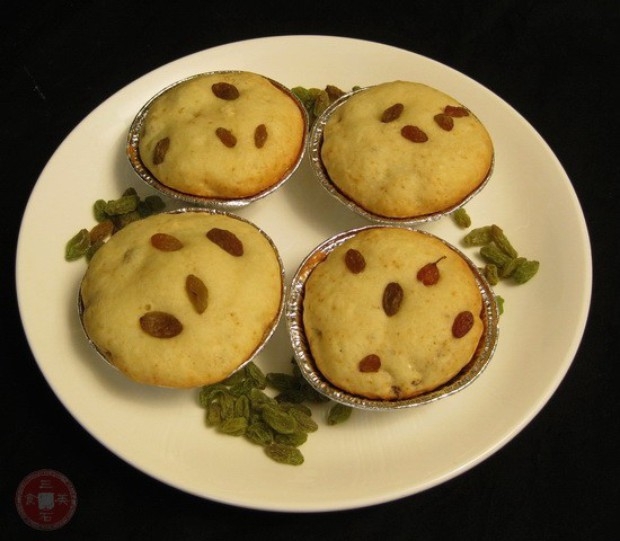 葡萄干麦芬蛋糕