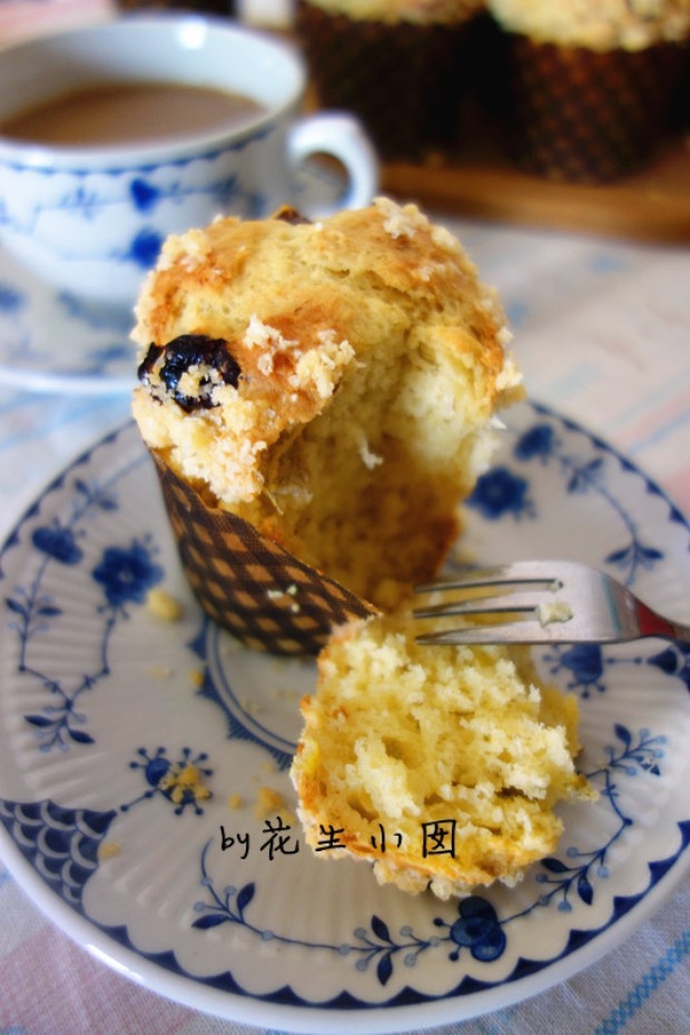 酥顶香蕉蔓越莓麦芬