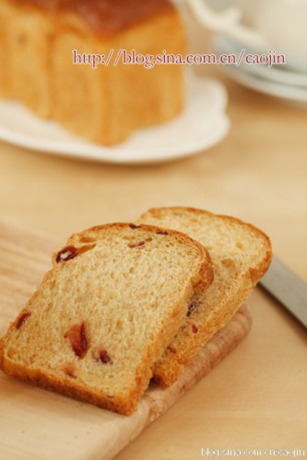 全麦胡萝卜蔓越莓土司