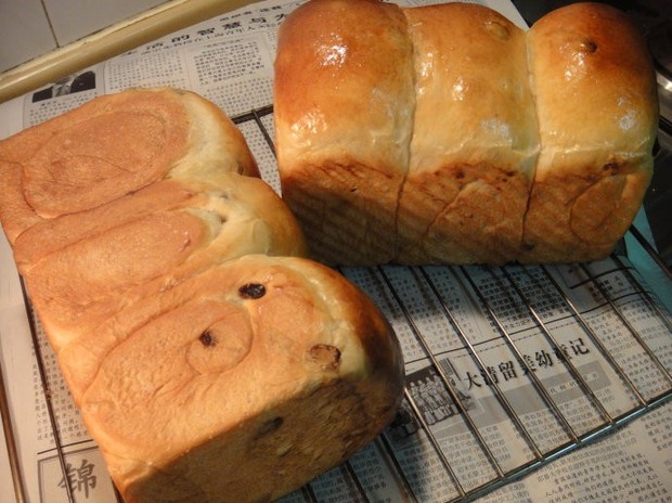 葡萄干牛奶吐司