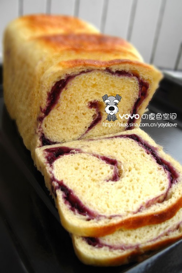 蓝莓花生酱土司