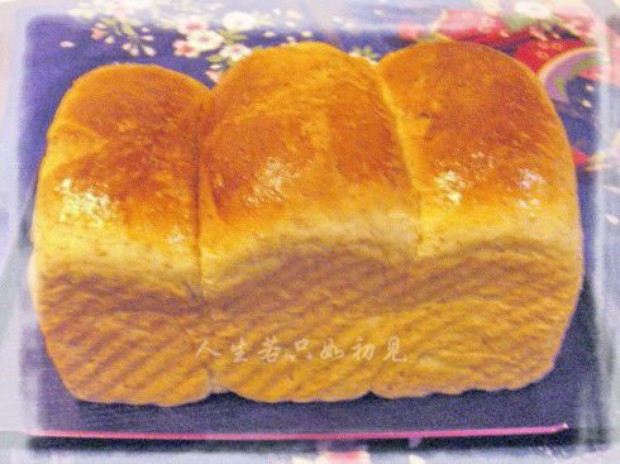 蜂蜜牛奶全麦吐司