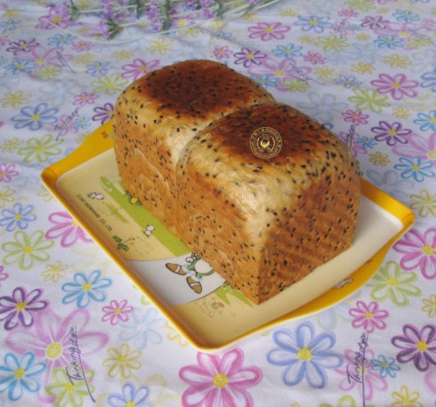 重奶油黑芝麻吐司