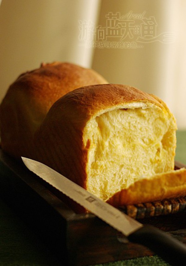 牛奶鸡蛋吐司