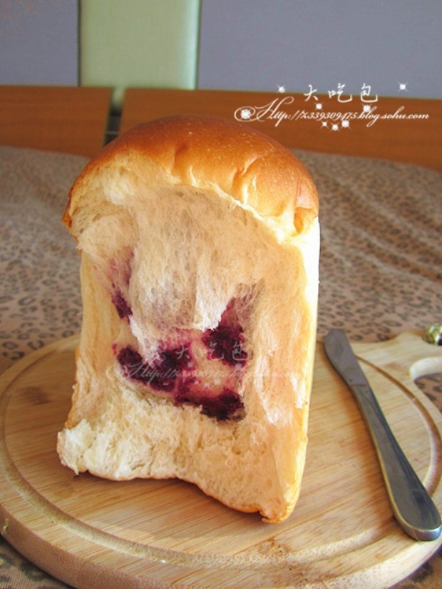 炼乳中种紫薯吐司