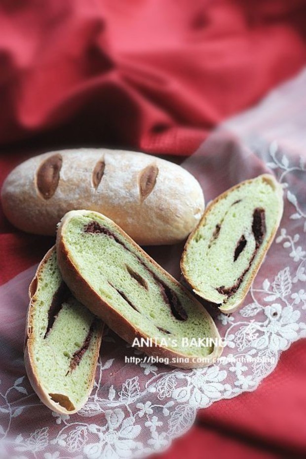 抹茶红豆面包