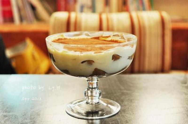 Costanza Mama's Tiramisu