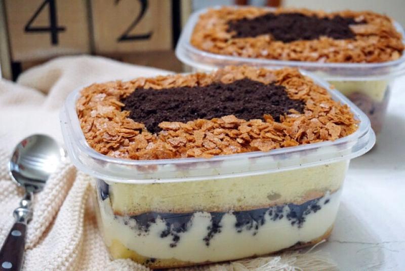 可可薄片甜心盒子蛋糕