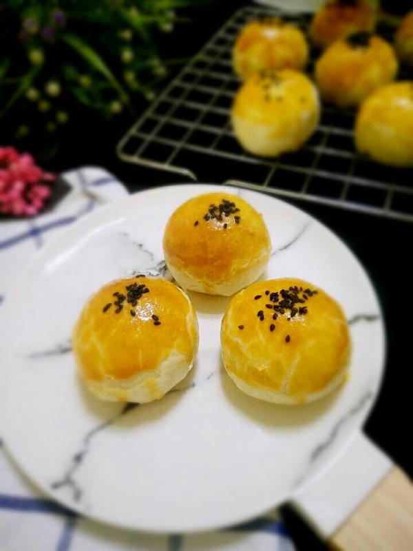 蛋黄酥