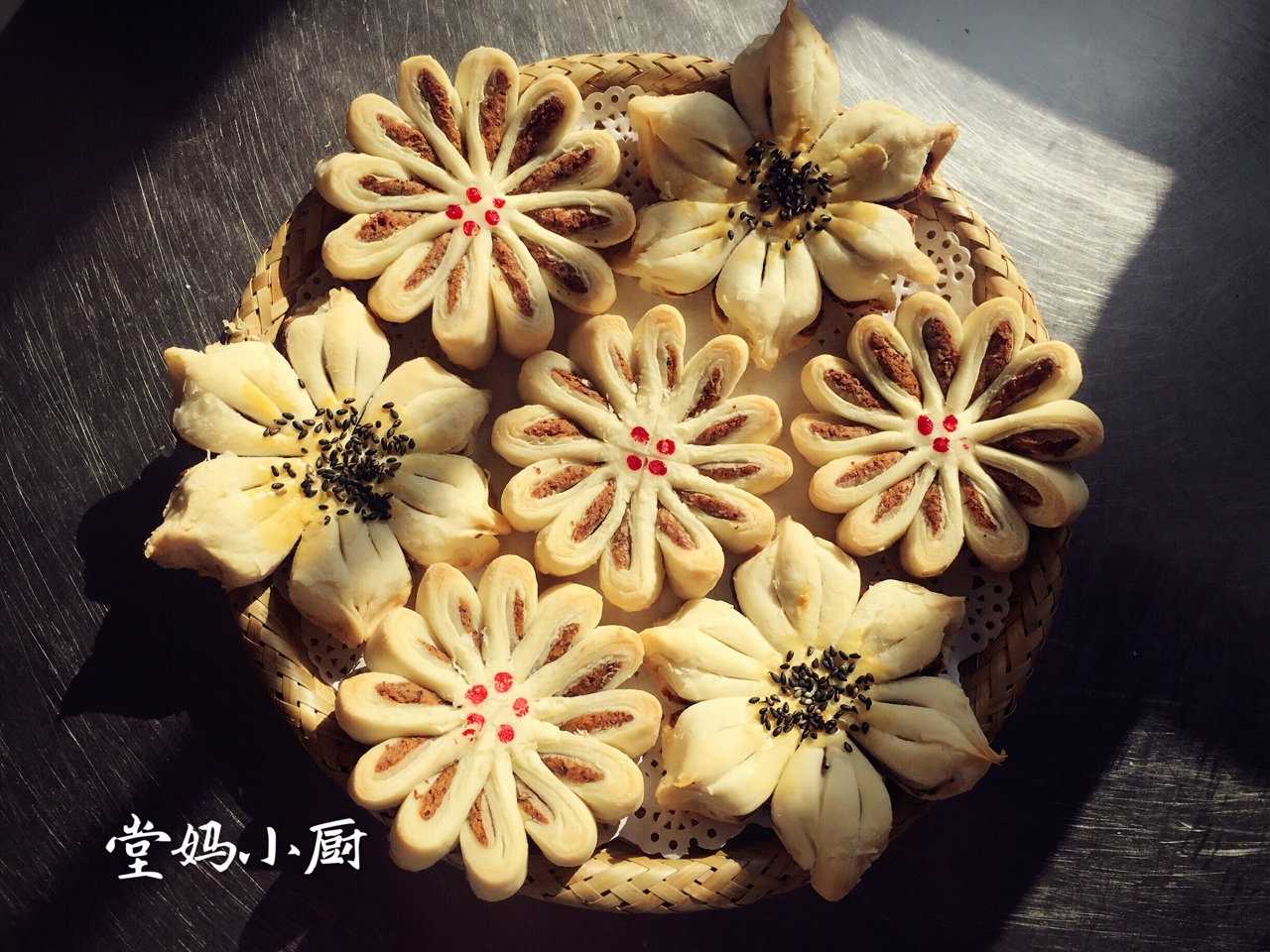 枣泥菊花酥