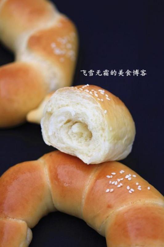 牛角餐包