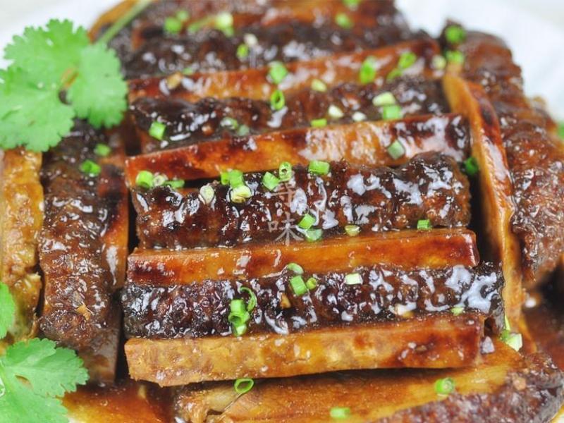 广西十大名菜之荔浦芋头扣肉