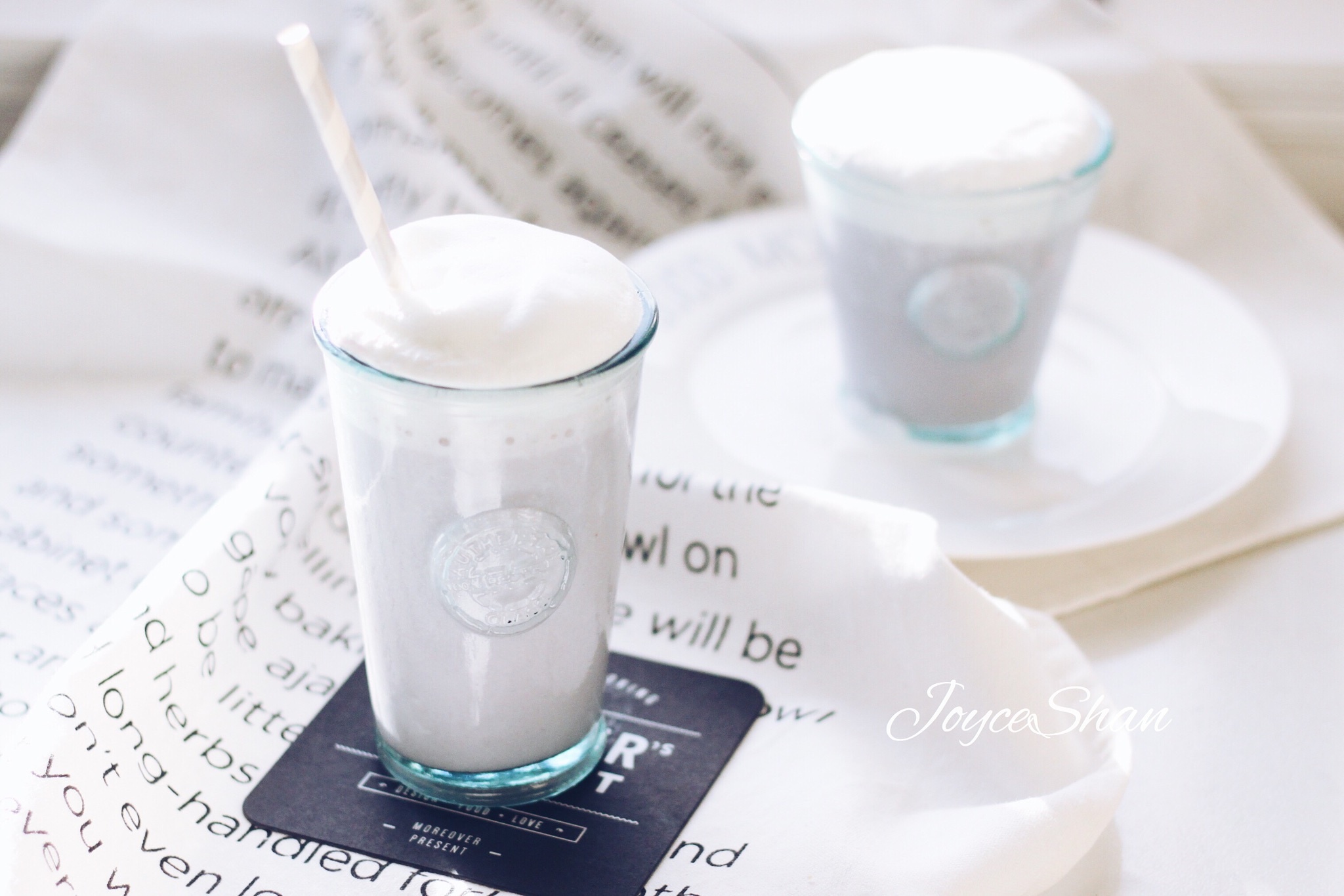 丝滑浓香芋头拿铁奶昔