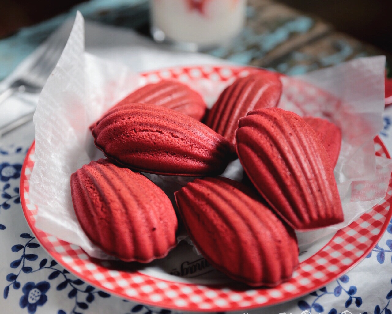 红红火火红丝绒玛德琳