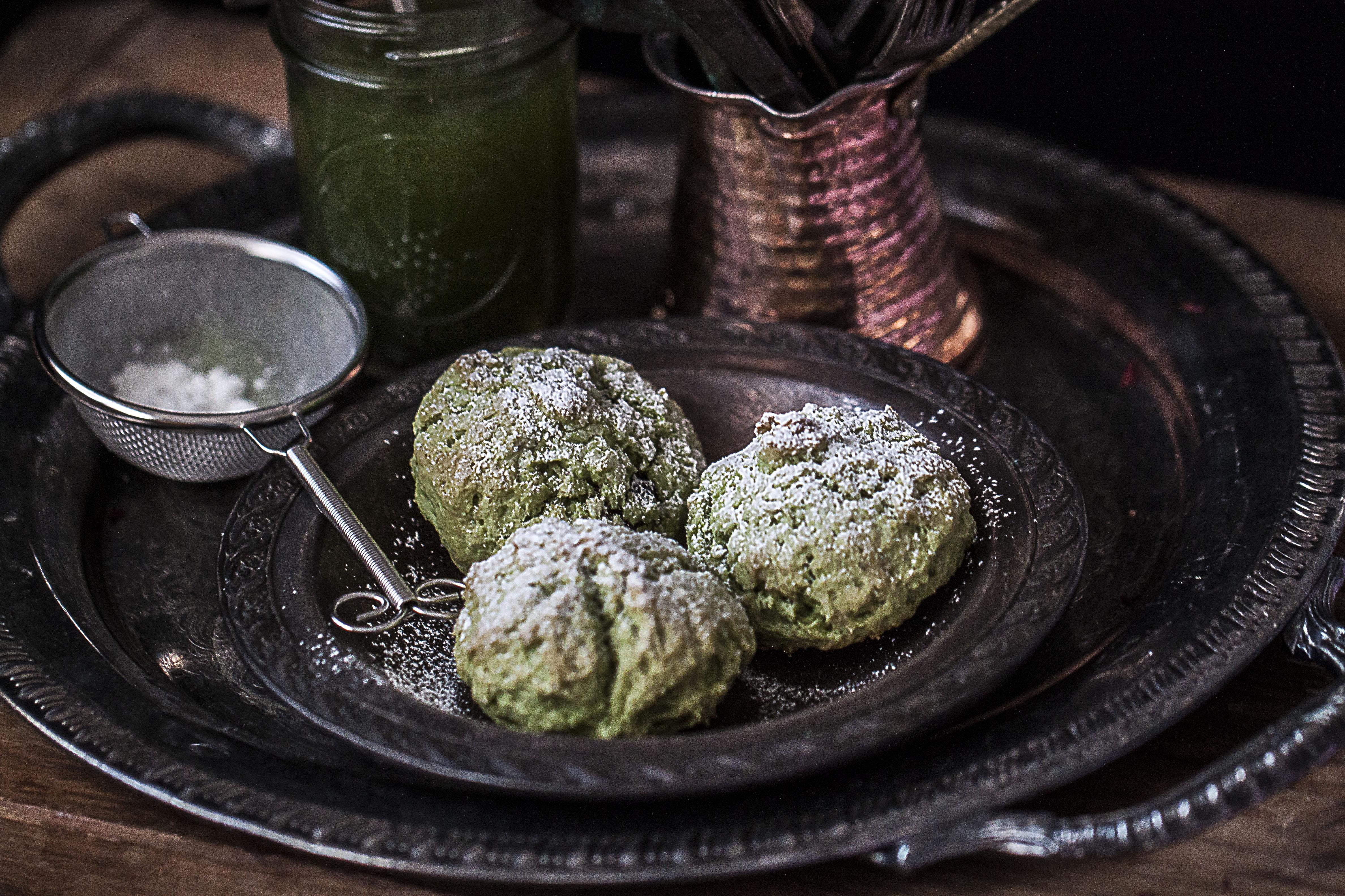 抹茶红小豆司康